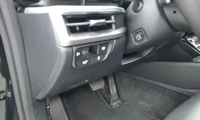 Hyundai Grandeur 2023, 83376 км, за 17781.61 USD - фото 27