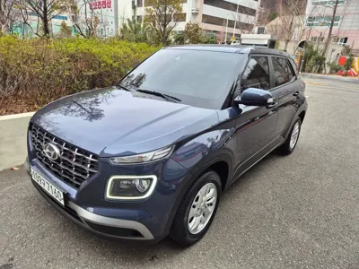 Hyundai Venue 2020, 30236 км, за 10168.05 USD