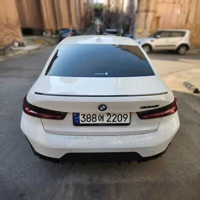 BMW 3-Series 2024, 20500 км, за 40698.04 USD