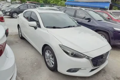 Mazda Mazda 3 Axela 2017, 101600 км, за 8943 USD
