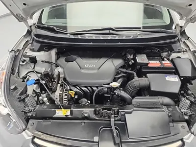 Hyundai Avante 2012, 89108 км, за 3127.04 USD