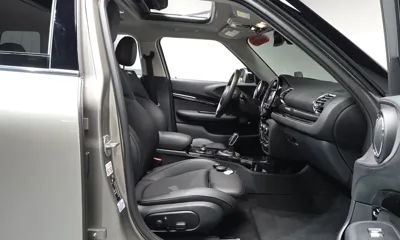 MINI Clubman 2020, 44456 км, за 9846.4 USD - фото 27