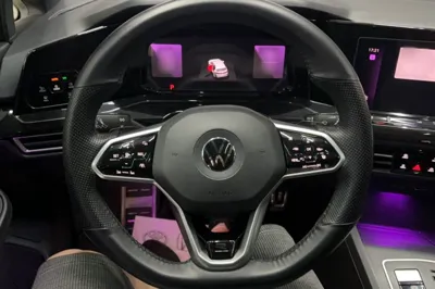 Volkswagen Golf 2024, 11700 км, за 20673 USD - фото 7