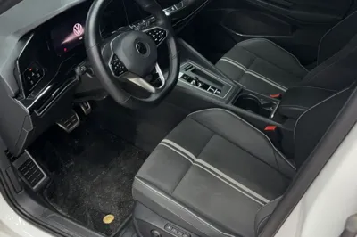 Volkswagen Golf 2024, 11700 км, за 20673 USD - фото 13