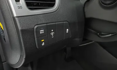 Hyundai Avante 2015, 58261 км, за 5382.7 USD - фото 19