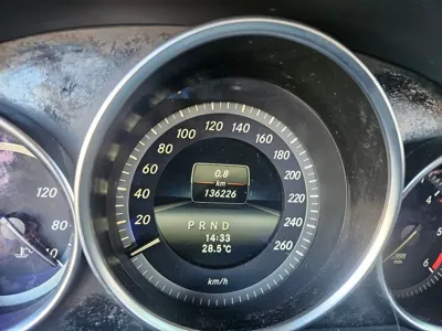 Mercedes-Benz C-Class 2014, 136000 км, за 3931.99 USD - фото 7