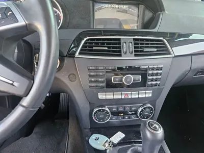 Mercedes-Benz C-Class 2014, 136000 км, за 3931.99 USD - фото 10