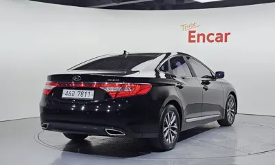 Hyundai Grandeur 2011, 148377 км, за 2841.1 USD