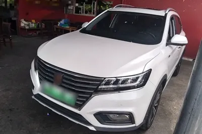 Roewe RX5 New Energy · 2019 год