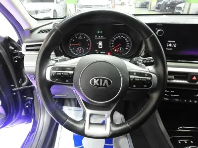 Kia K5 2021, 68264 км, за 10831.04 USD - фото 13