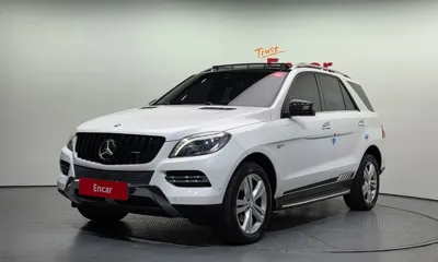 Mercedes-Benz M-Class · 2015 год