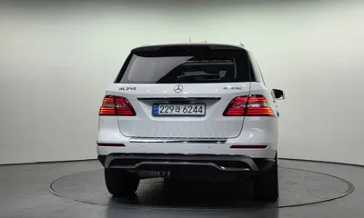 Mercedes-Benz M-Class 2015, 126975 км, за 11225.63 USD