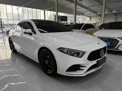 Mercedes-Benz A-Class 2022, 36500 км, за 23280.12 USD