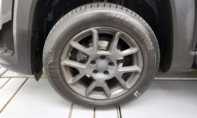 Jeep Renegade 2020, 72341 км, за 10181.29 USD