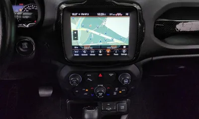 Jeep Renegade 2020, 72341 км, за 10181.29 USD - фото 14