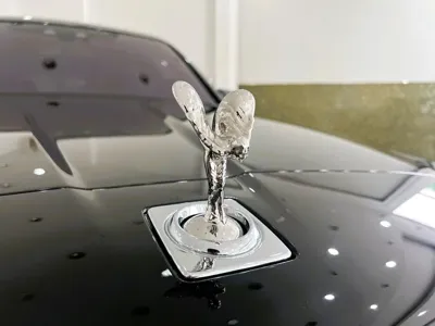 Rolls-Royce Cullinan 2023, 493 км, за 327771.81 USD - фото 17
