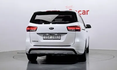 Kia Canival 2018, 120602 км, за 9122.16 USD