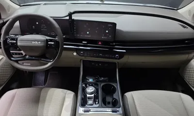 Kia Canival 2025, 17406 км, за 25677.69 USD - фото 7