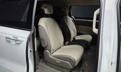 Kia Canival 2025, 17406 км, за 25677.69 USD - фото 12