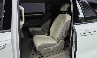 Kia Canival 2025, 17406 км, за 25677.69 USD - фото 26