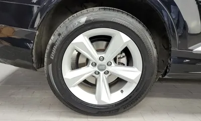 Audi Q7 2021, 31323 км, за 32309.21 USD