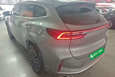 EXEED Lingyun 2025, 26400 км, за 13661 USD