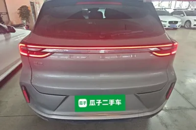 EXEED Lingyun 2025, 26400 км, за 13661 USD