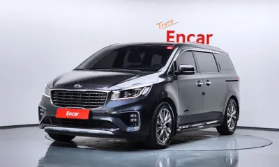 Kia Canival · 2020 год