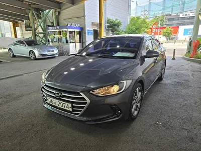 Hyundai Avante 2018, 69433 км, за 7670.8 USD - фото 3