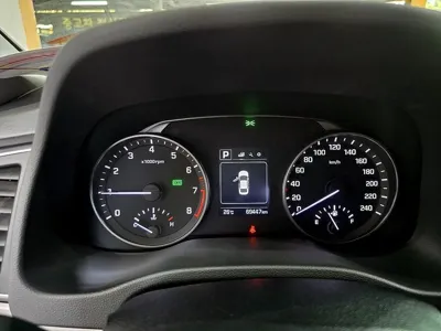 Hyundai Avante 2018, 69433 км, за 7670.8 USD - фото 9