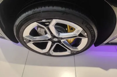 Xiaomi Auto YU7