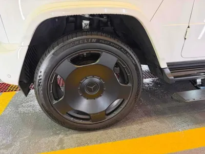 Mercedes-Benz G-Class 2025, 20000 км, за 130233.72 USD