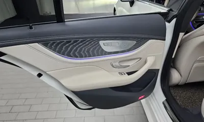Mercedes-Benz CLS-Class 2022, 46828 км, за 40065.17 USD - фото 25
