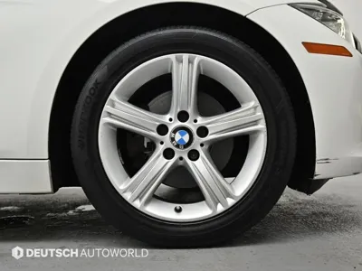 BMW 3-Series 2012, 110700 км, за 4135.49 USD