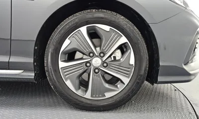 Hyundai Sonata 2018, 105082 км, за 10927.14 USD