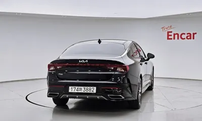 Kia K5 2022, 63832 км, за 12481.31 USD