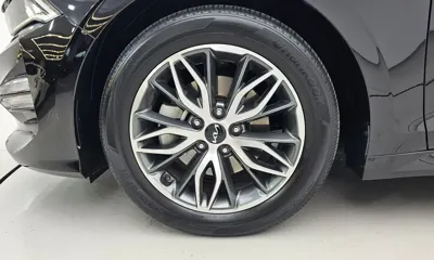 Kia K5 2022, 63832 км, за 12481.31 USD
