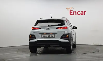Hyundai Kona 2018, 60673 км, за 9904.19 USD