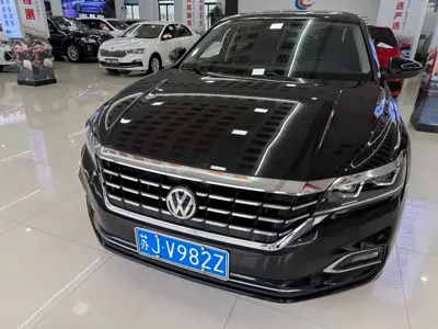 Volkswagen Passat 2019, 92000 км, за 10270.55 USD