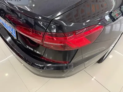 Volkswagen Passat 2019, 92000 км, за 10270.55 USD - фото 13