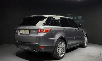Land Rover Range Rover Sport 2016, 130066 км, за 14469.77 USD