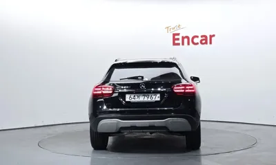 Mercedes-Benz GLA-Class 2018, 59499 км, за 12427.3 USD