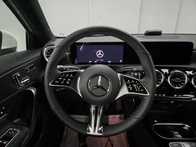 Mercedes-Benz A-Class 2026, 3480 км, за 22318.5 USD - фото 8