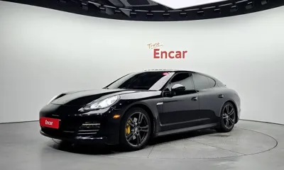 Porsche Panamera · 2011 год