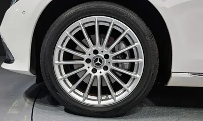 Mercedes-Benz E-Class 2022, 80076 км, за 24878.56 USD