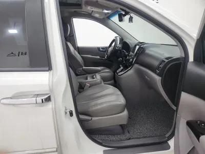 Kia Canival 2014, 212000 км, за 1962.72 USD - фото 13