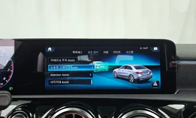 Mercedes-Benz A-Class 2021, 25993 км, за 16865.27 USD - фото 16