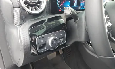 Mercedes-Benz A-Class 2021, 25993 км, за 16865.27 USD - фото 27