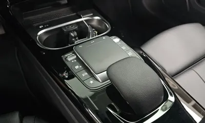 Mercedes-Benz A-Class 2021, 25993 км, за 16865.27 USD - фото 28
