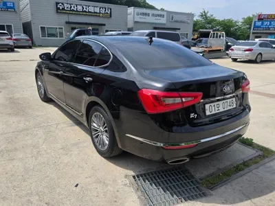 Kia K7 2016, 102317 км, за 3575.37 USD